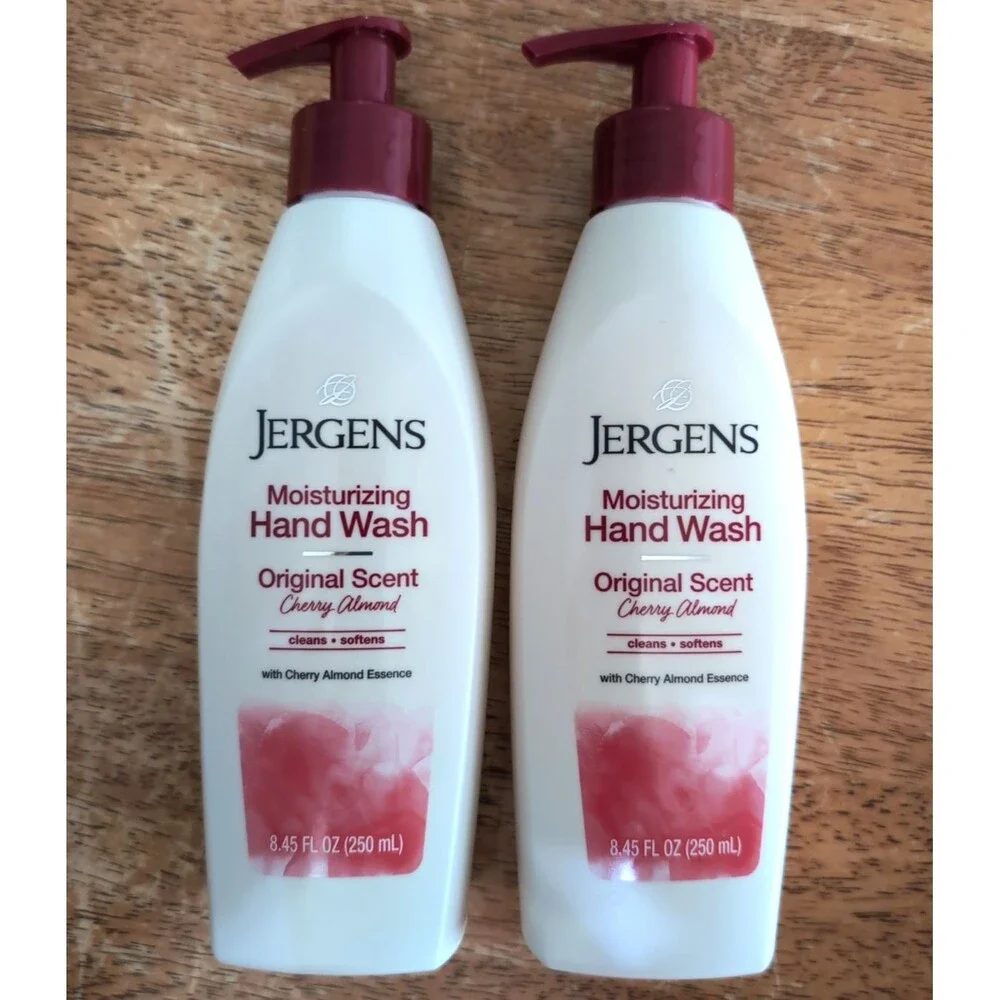 2 Jergens Moisturizing Hand Wash Original Scent Cherry Almond Pump 8.45 fl. oz.